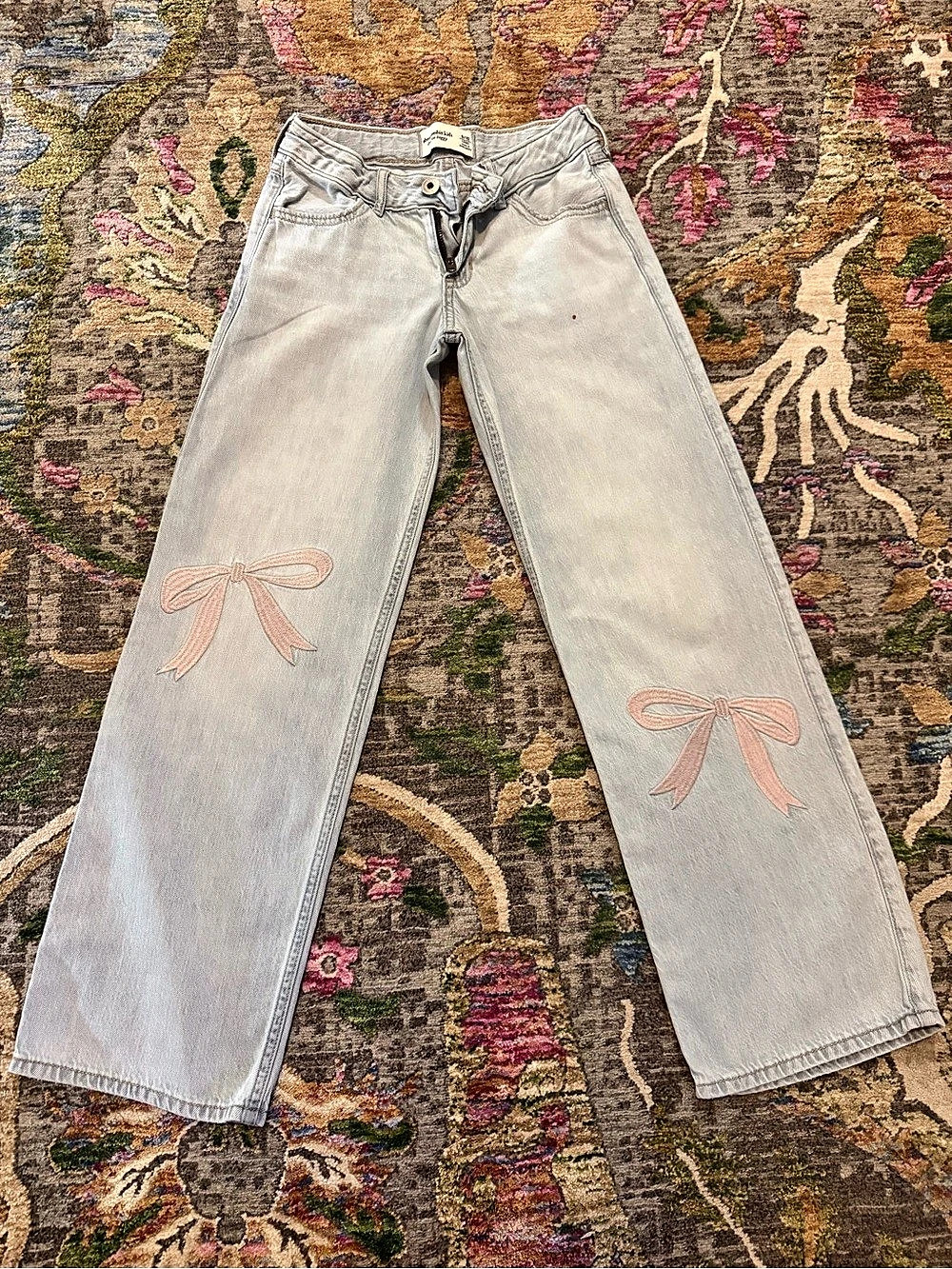 Abercrombie & Fitch Embroidered Pink Bow Straight Leg Jeans in Blue